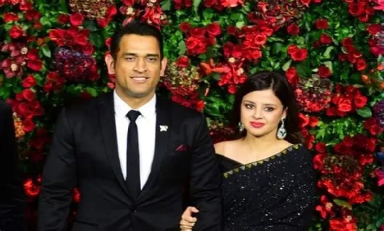 Sakshi's One-Line Post Goes Viral As MS Dhoni Celebrates 15th Wedding Anniversary