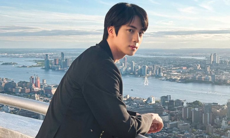 BTS’s Jin Flies to Korea to Host Manager’s Wedding, Wins Hearts